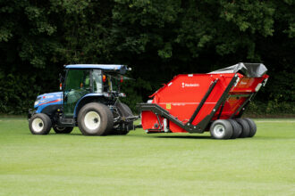 Redexim Turf Tidy 5000